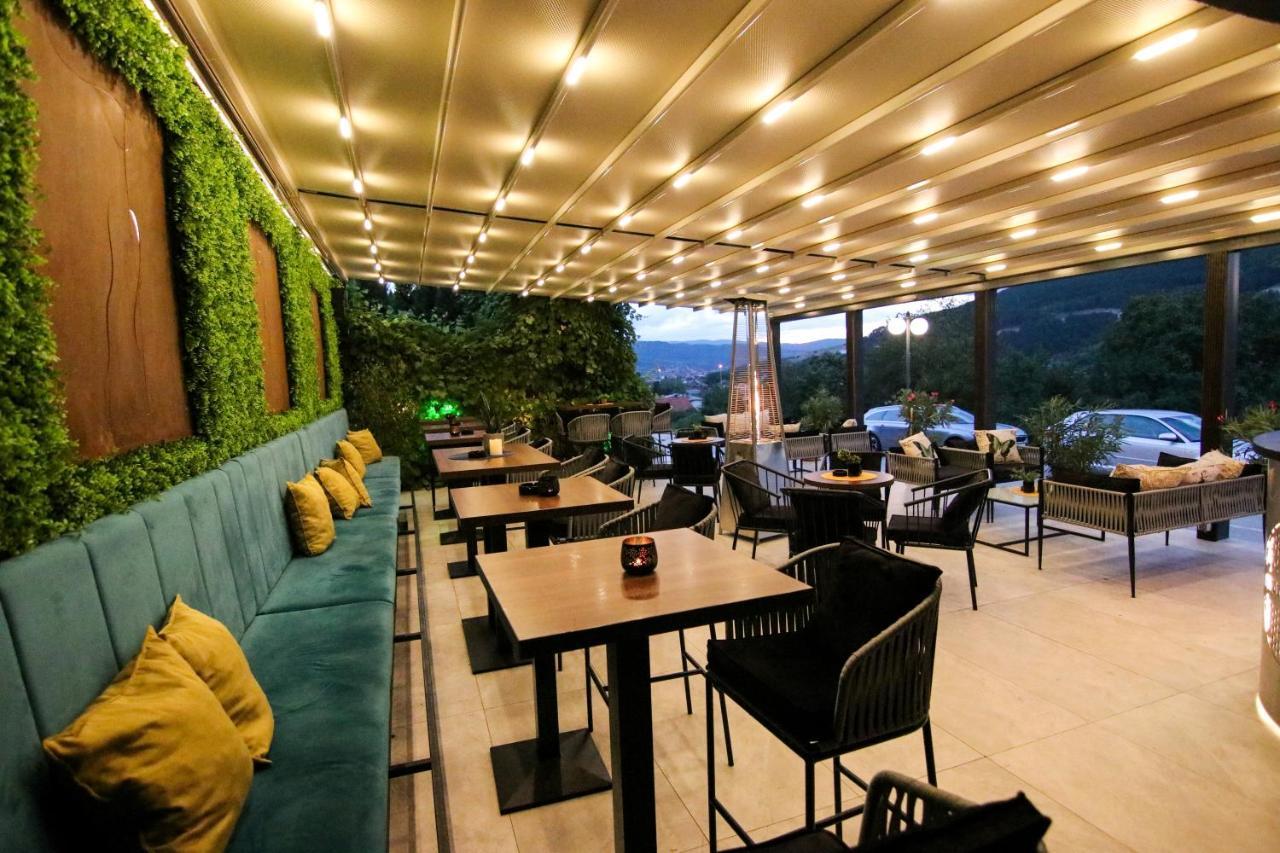 Hotel Happy Dimitrovgrad Exterior photo