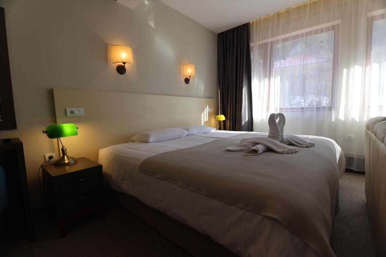 Hotel Happy Dimitrovgrad Exterior photo