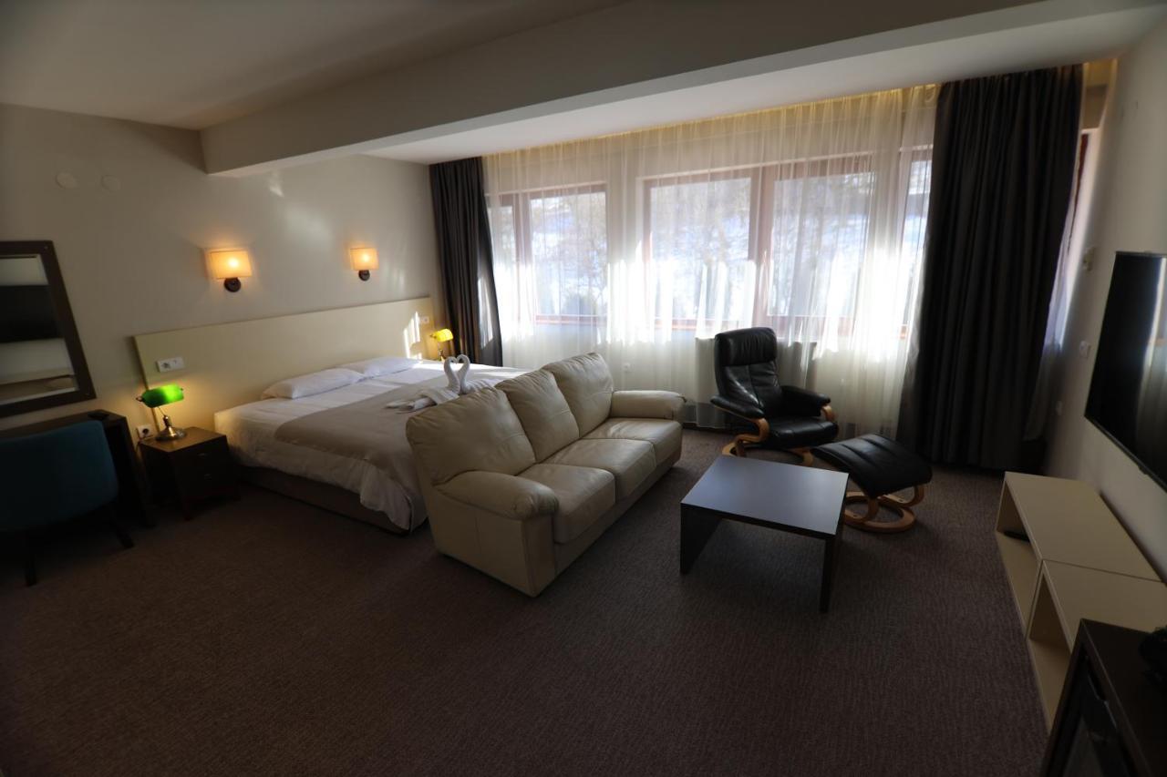 Hotel Happy Dimitrovgrad Exterior photo